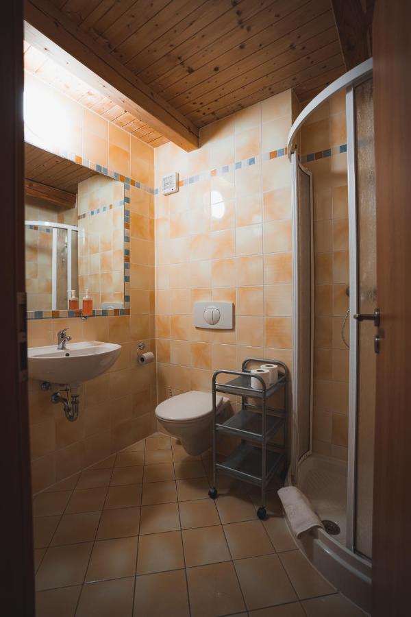 Apartment Jurica 84 *